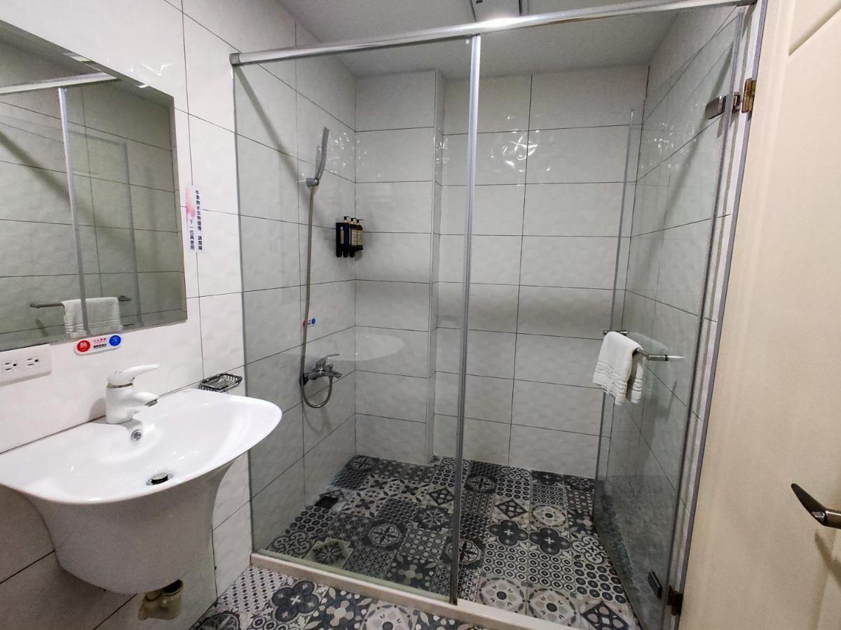M House Apartment Хуалиен Сити Екстериор снимка