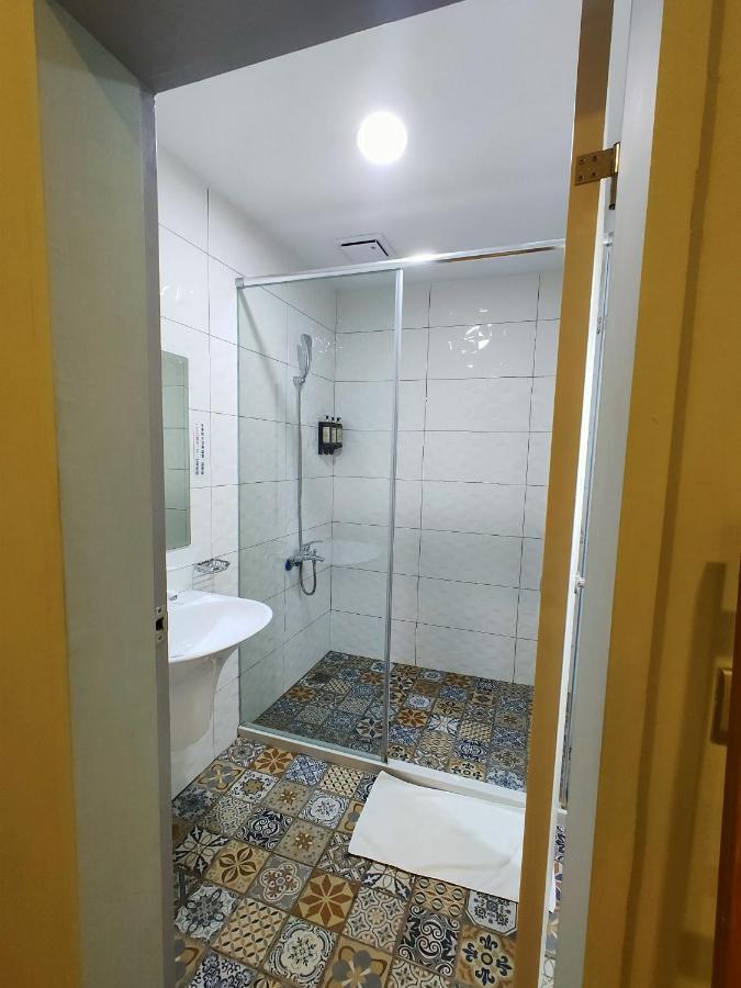 M House Apartment Хуалиен Сити Екстериор снимка